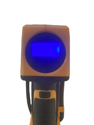 Compressor de ar de veículo de calibre digital com bateria e luz LED para o inflado de pneus de carro