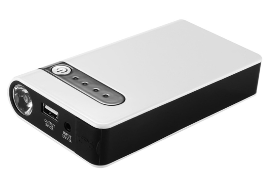 Arrancador Portátil 12V com Lanterna LED e Monitor de Pressão dos Pneus